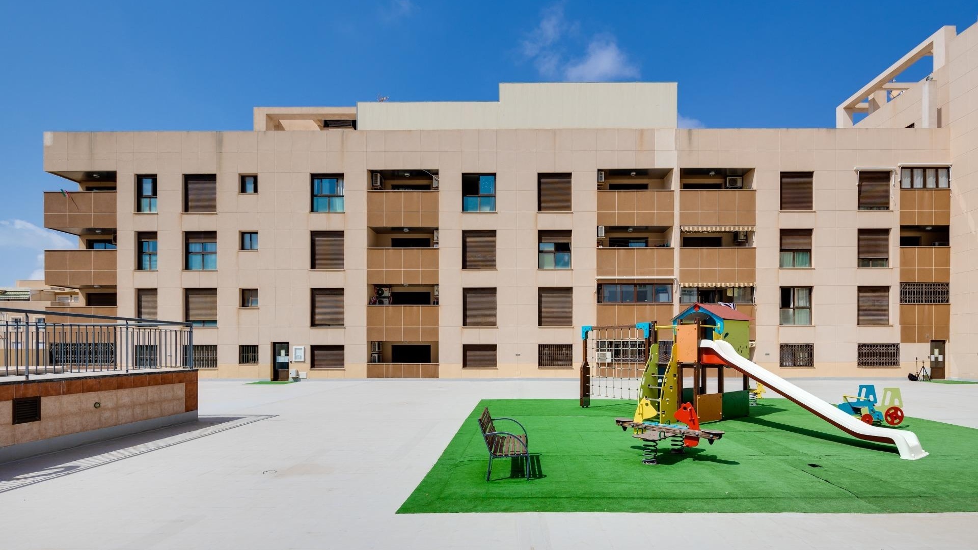 Wiederverkauf - Wohnung - Torrevieja - Beachside Torrevieja