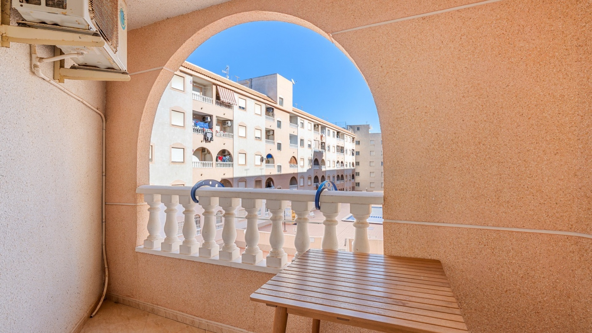 Wiederverkauf - Wohnung - Torrevieja - Beachside Torrevieja