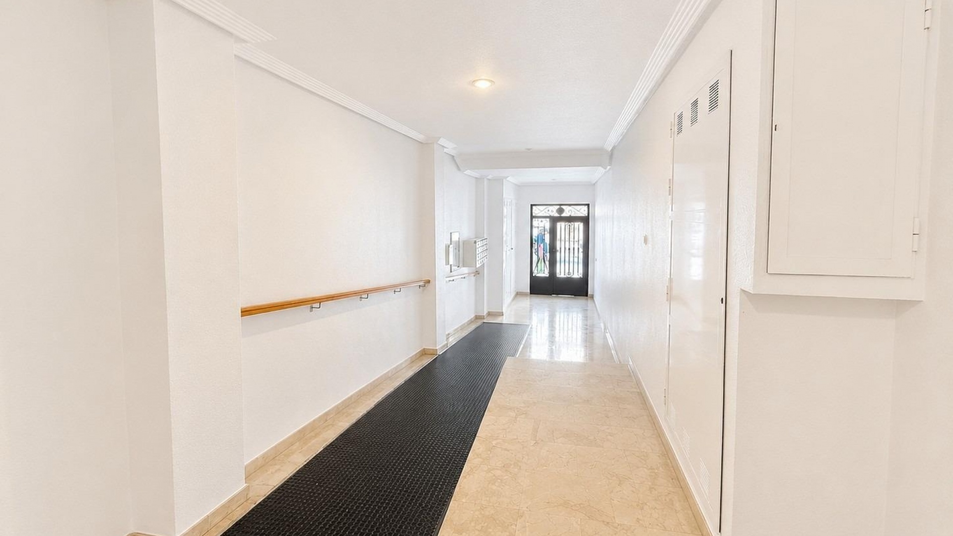 Wiederverkauf - Wohnung - Torrevieja - Beachside Torrevieja