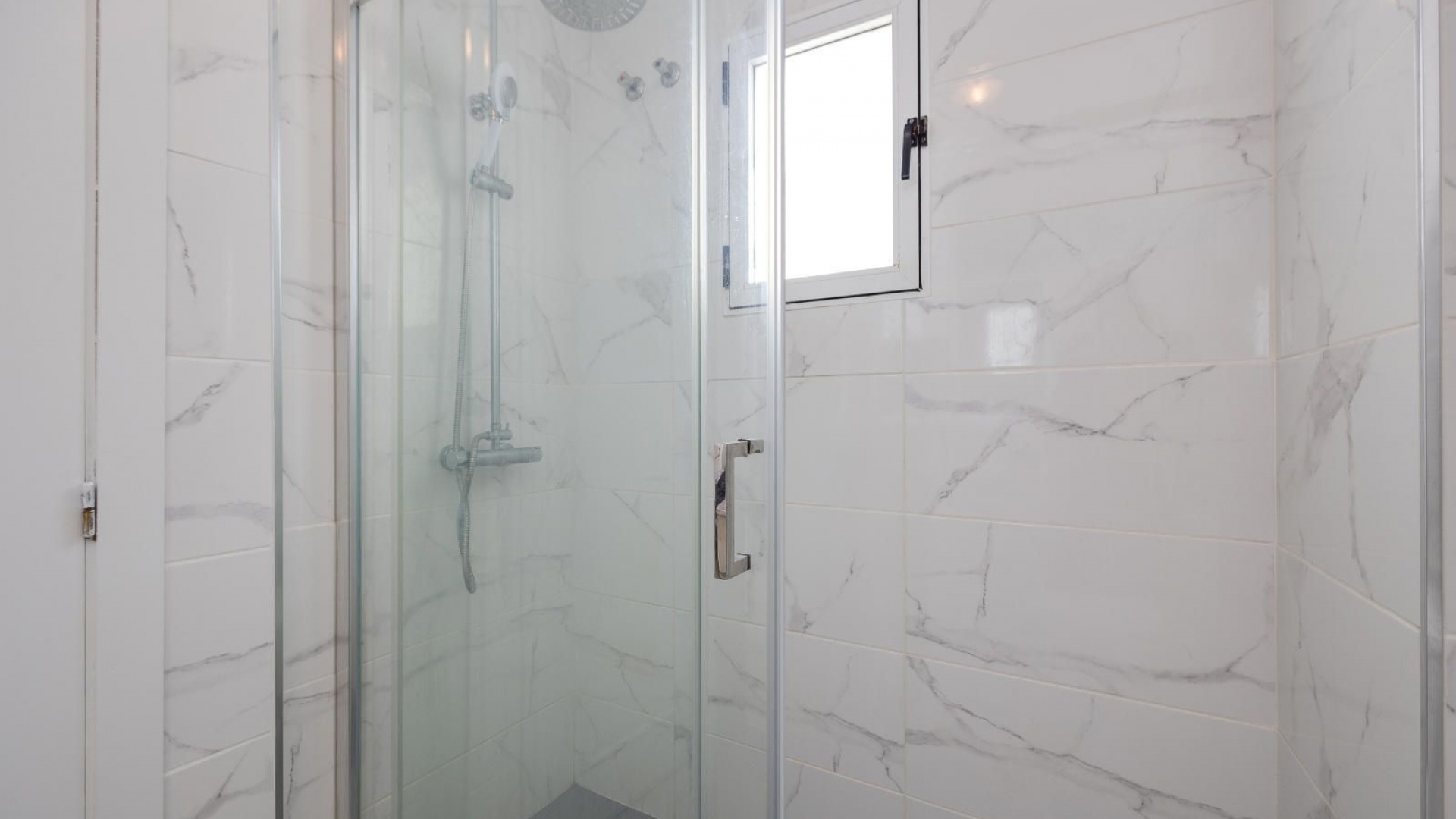 Wiederverkauf - Wohnung - Torrevieja - Beachside Torrevieja