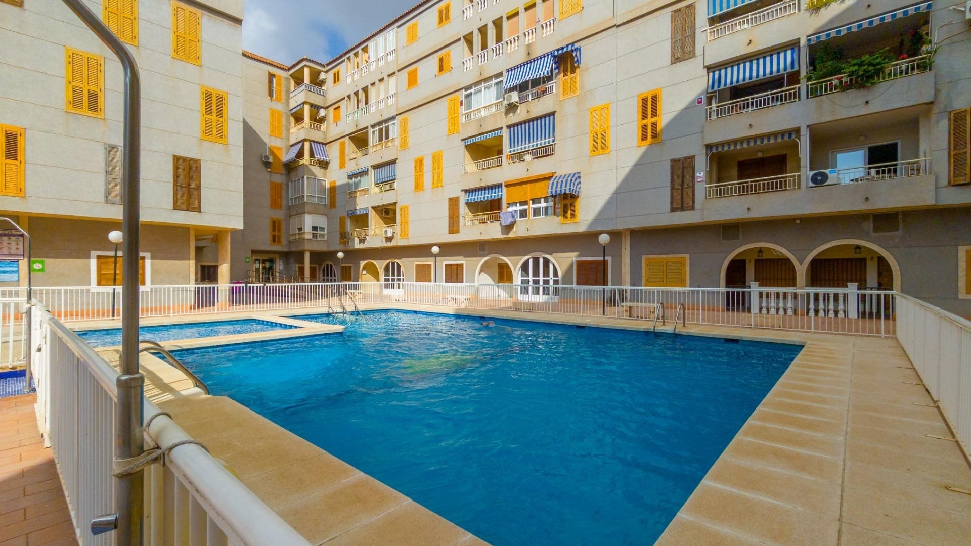 Wiederverkauf - Wohnung - Torrevieja - Beachside Torrevieja