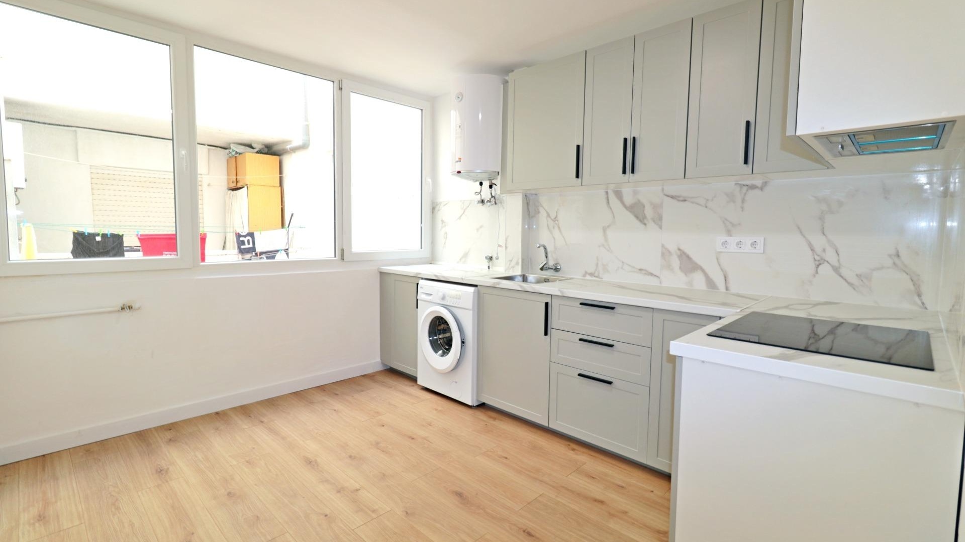 Wiederverkauf - Wohnung - Torrevieja - Beachside Torrevieja