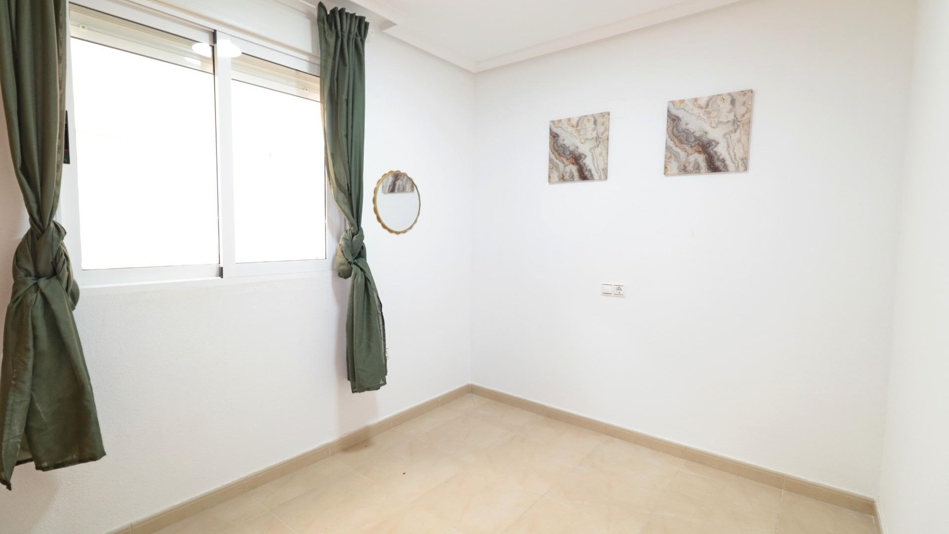 Wiederverkauf - Wohnung - Torrevieja - Beachside Torrevieja