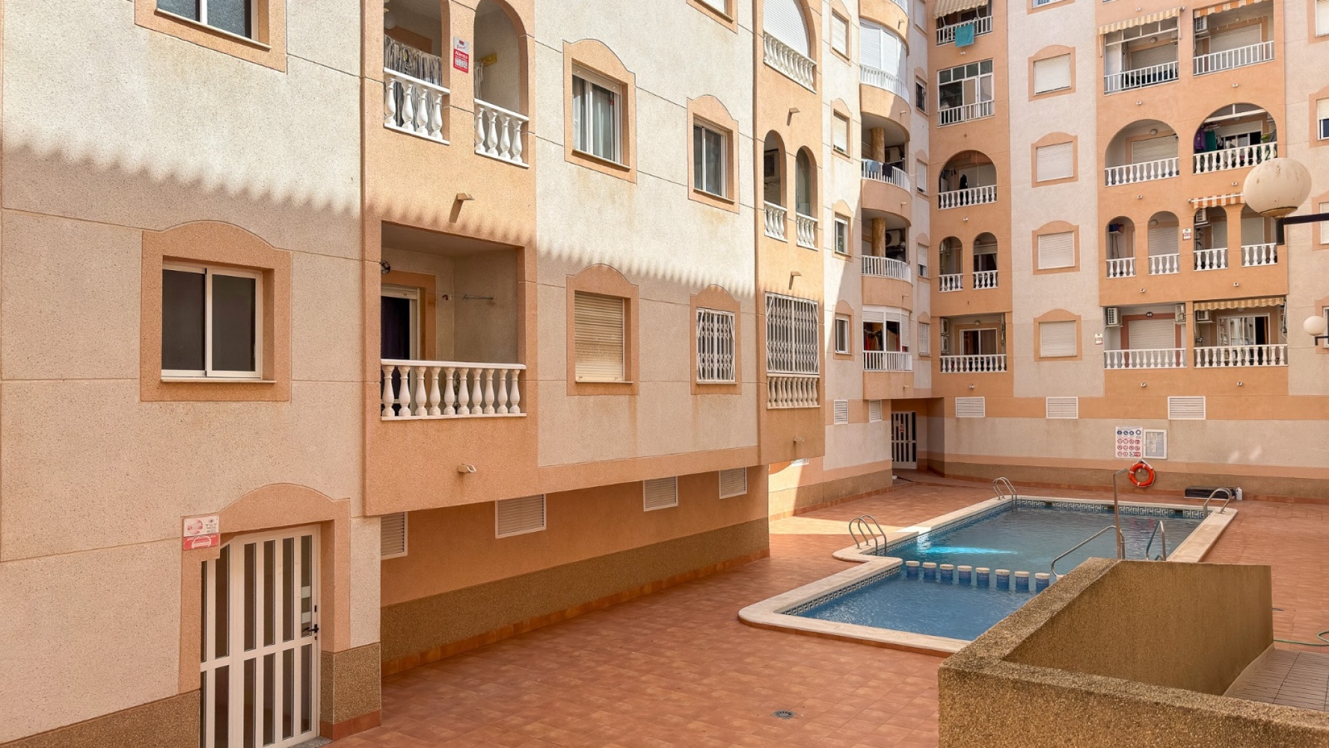Wiederverkauf - Wohnung - Torrevieja - Beachside Torrevieja