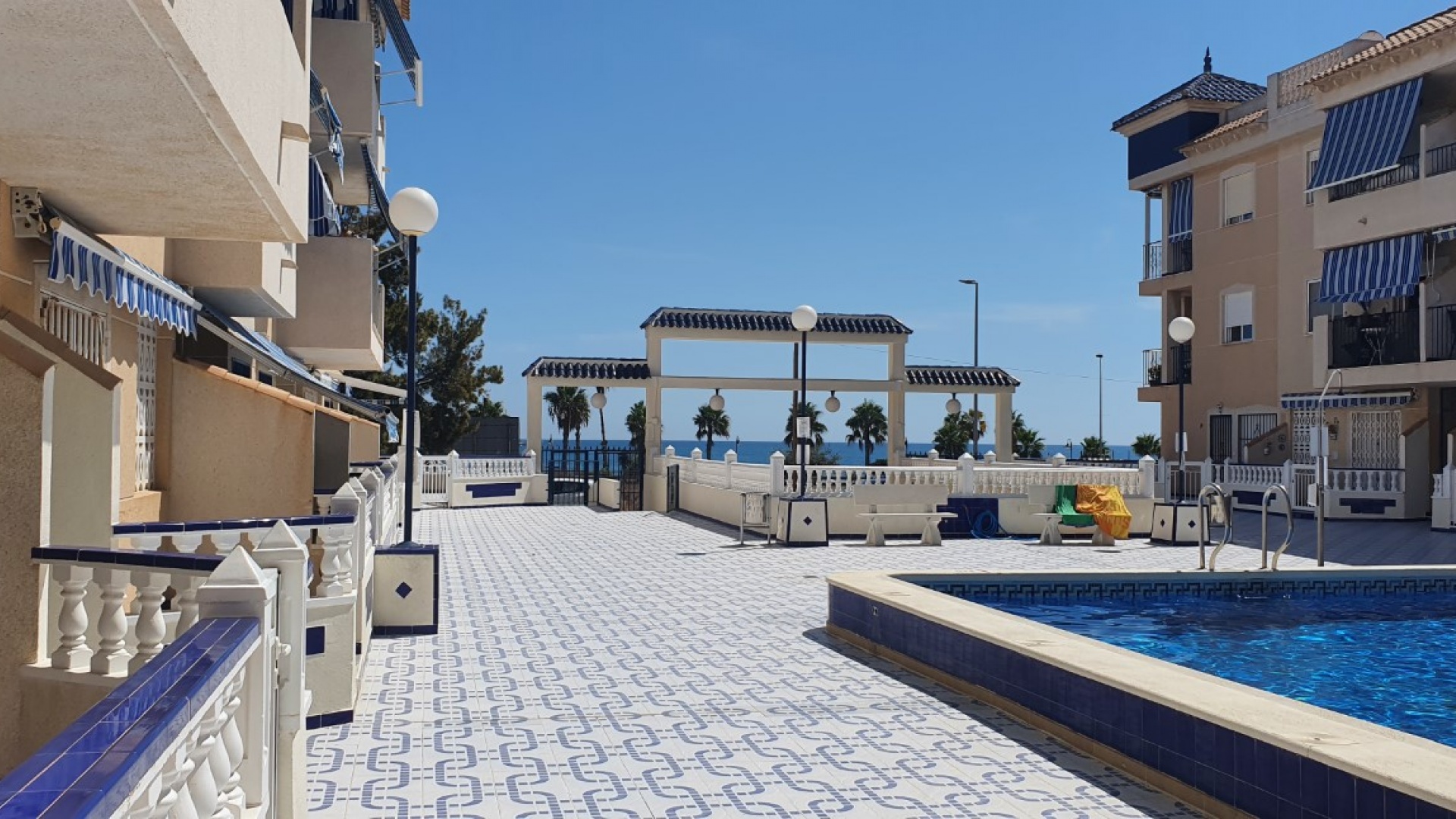 Wiederverkauf - Wohnung - Torrevieja - Beachside Torrevieja