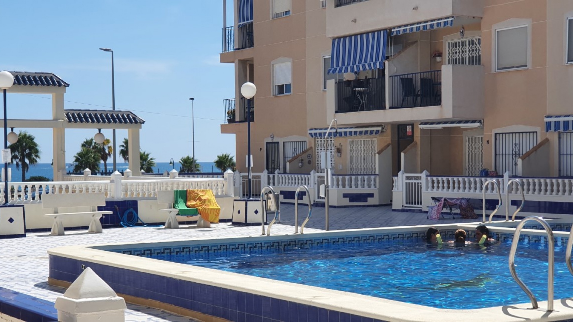 Wiederverkauf - Wohnung - Torrevieja - Beachside Torrevieja