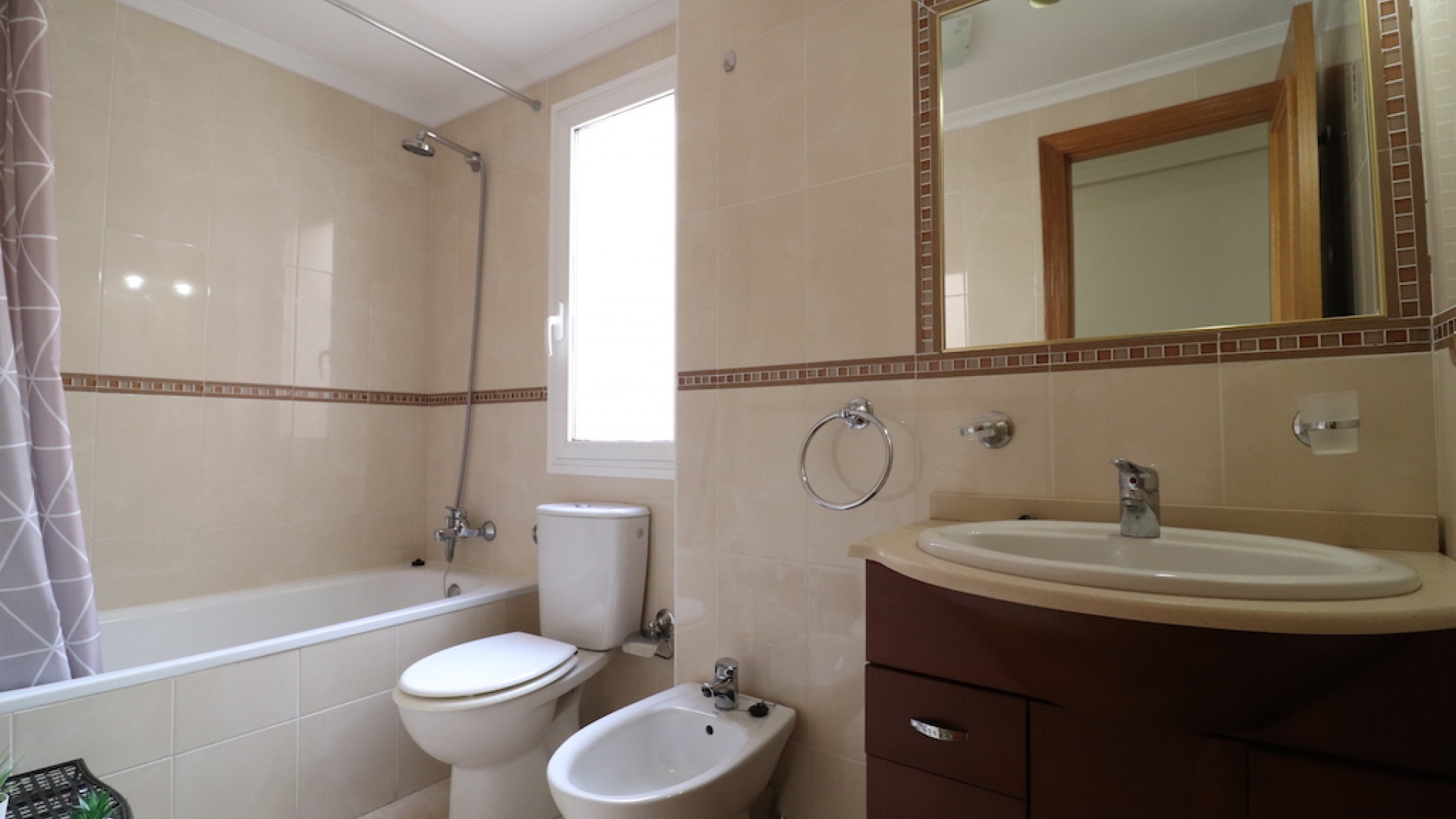 Wiederverkauf - Wohnung - Torrevieja - Beachside Torrevieja