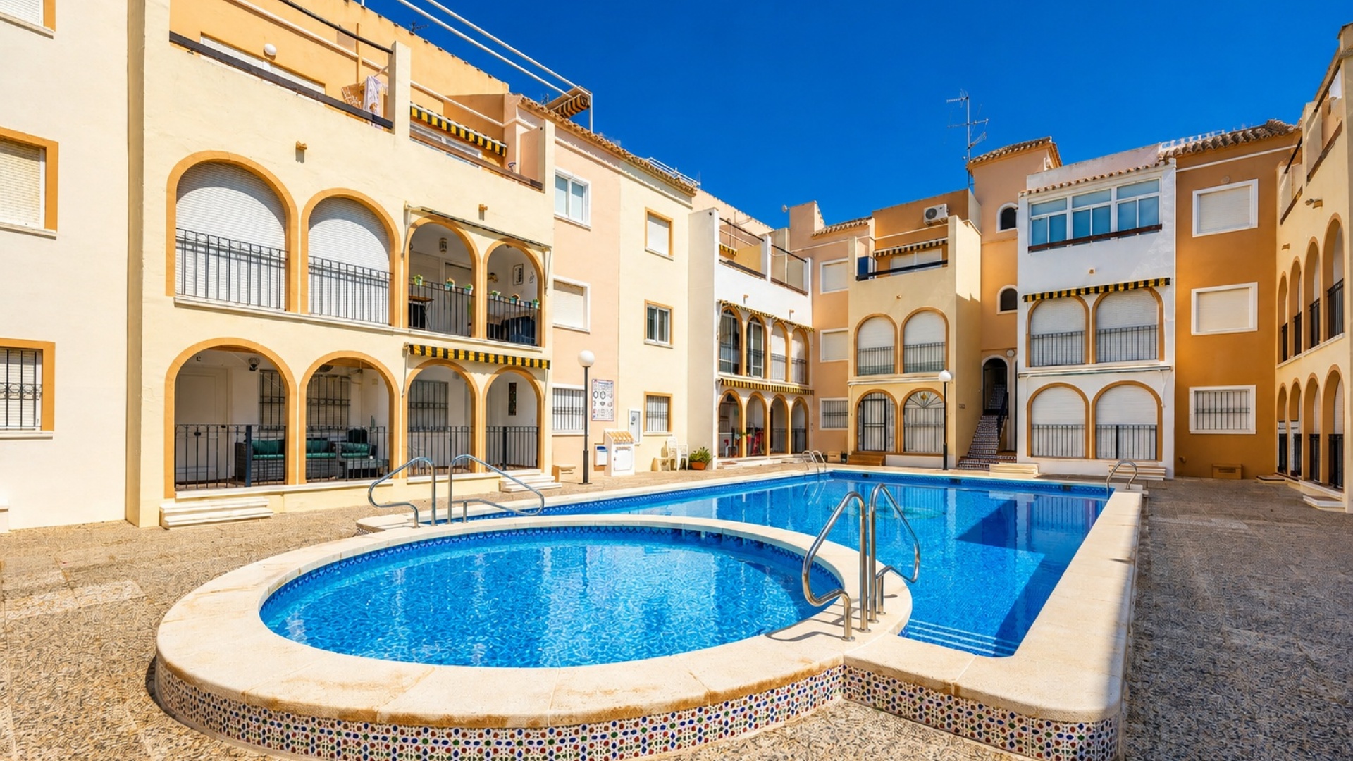 Wiederverkauf - Wohnung - Torrevieja - el paraiso