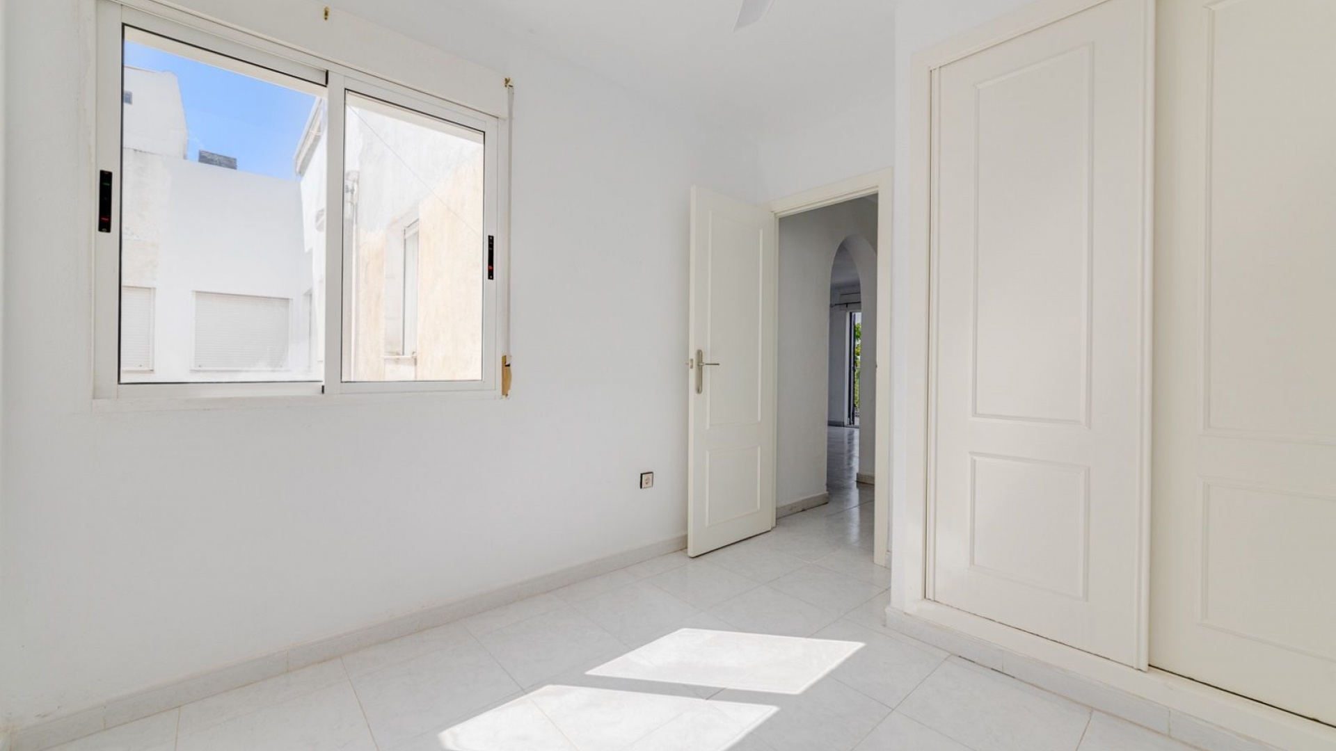 Wiederverkauf - Wohnung - Torrevieja - jardin del mar