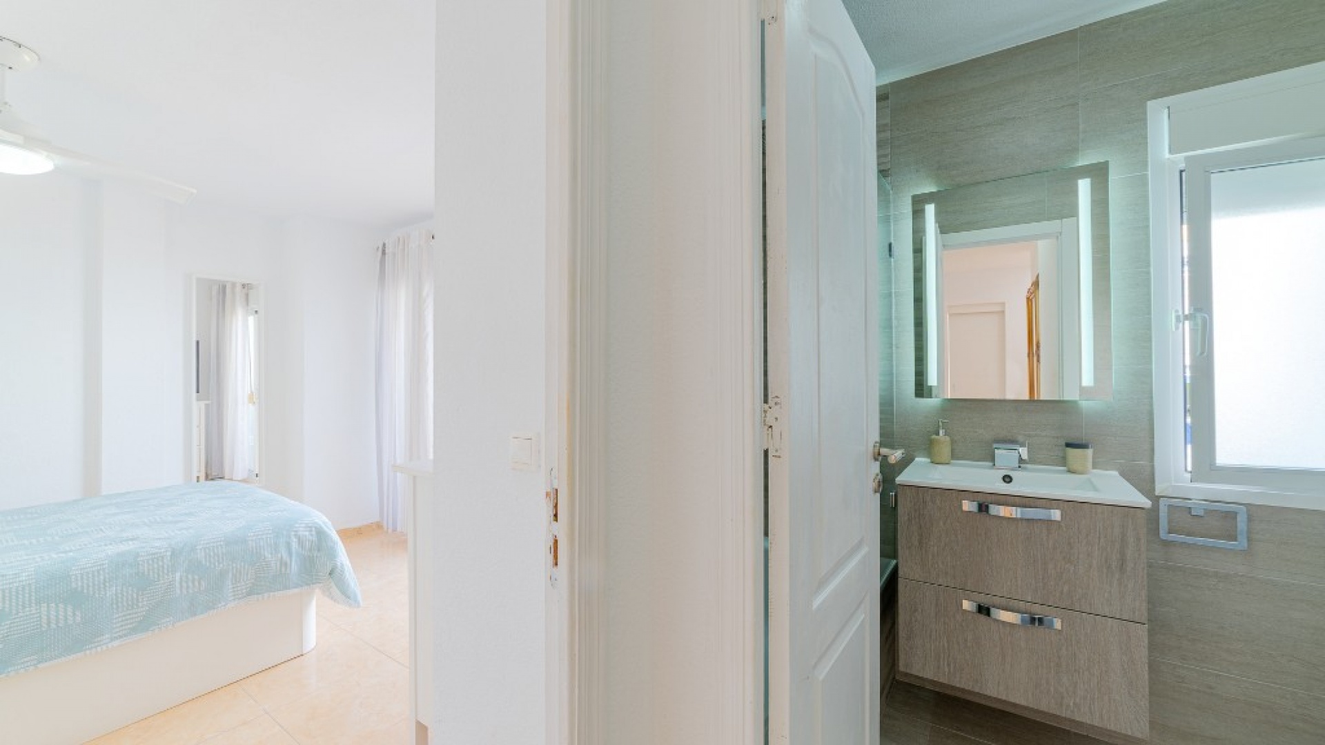 Wiederverkauf - Wohnung - Torrevieja - Mar Azul