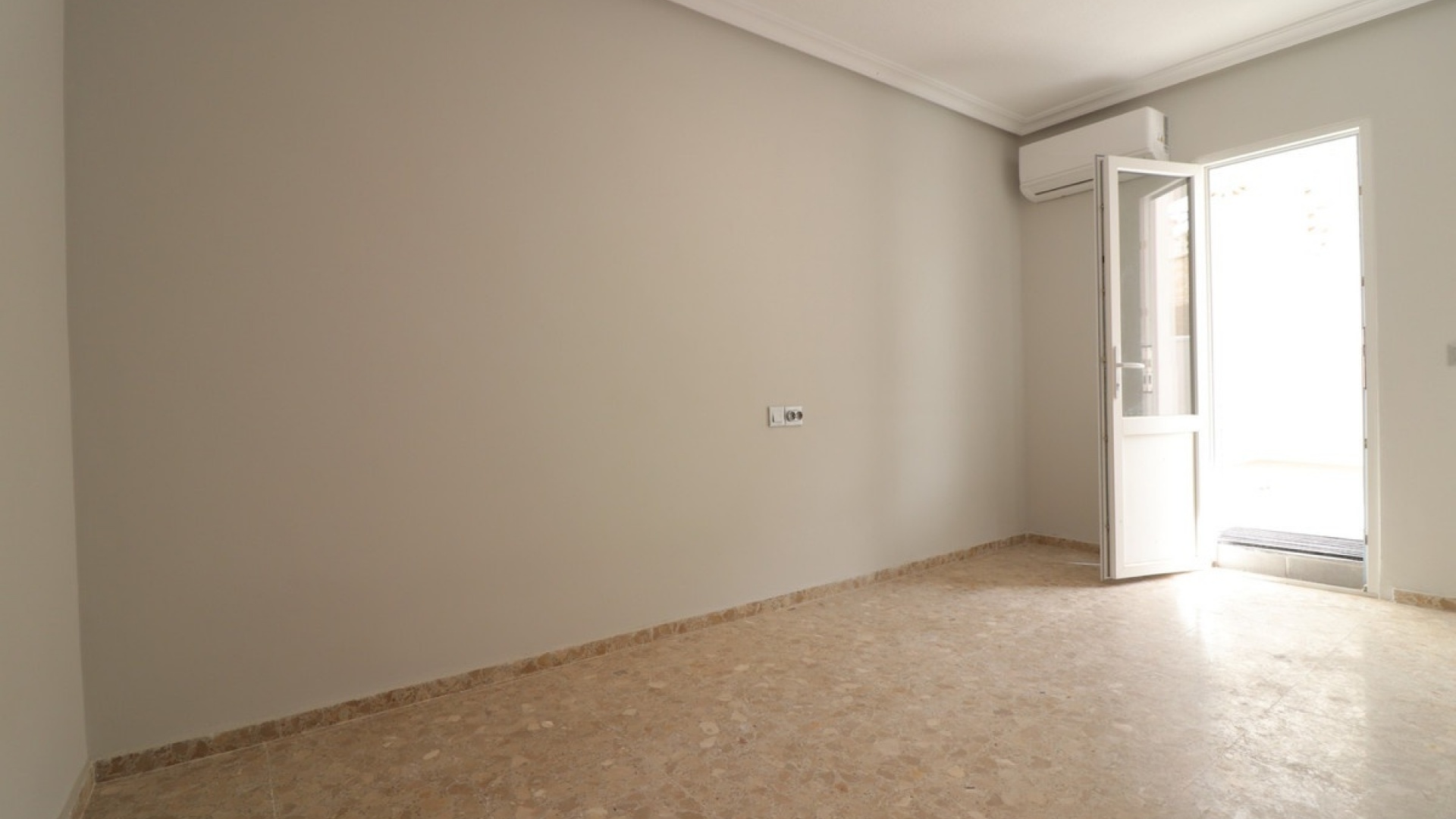 Wiederverkauf - Wohnung - Torrevieja - Torrevieja Centro