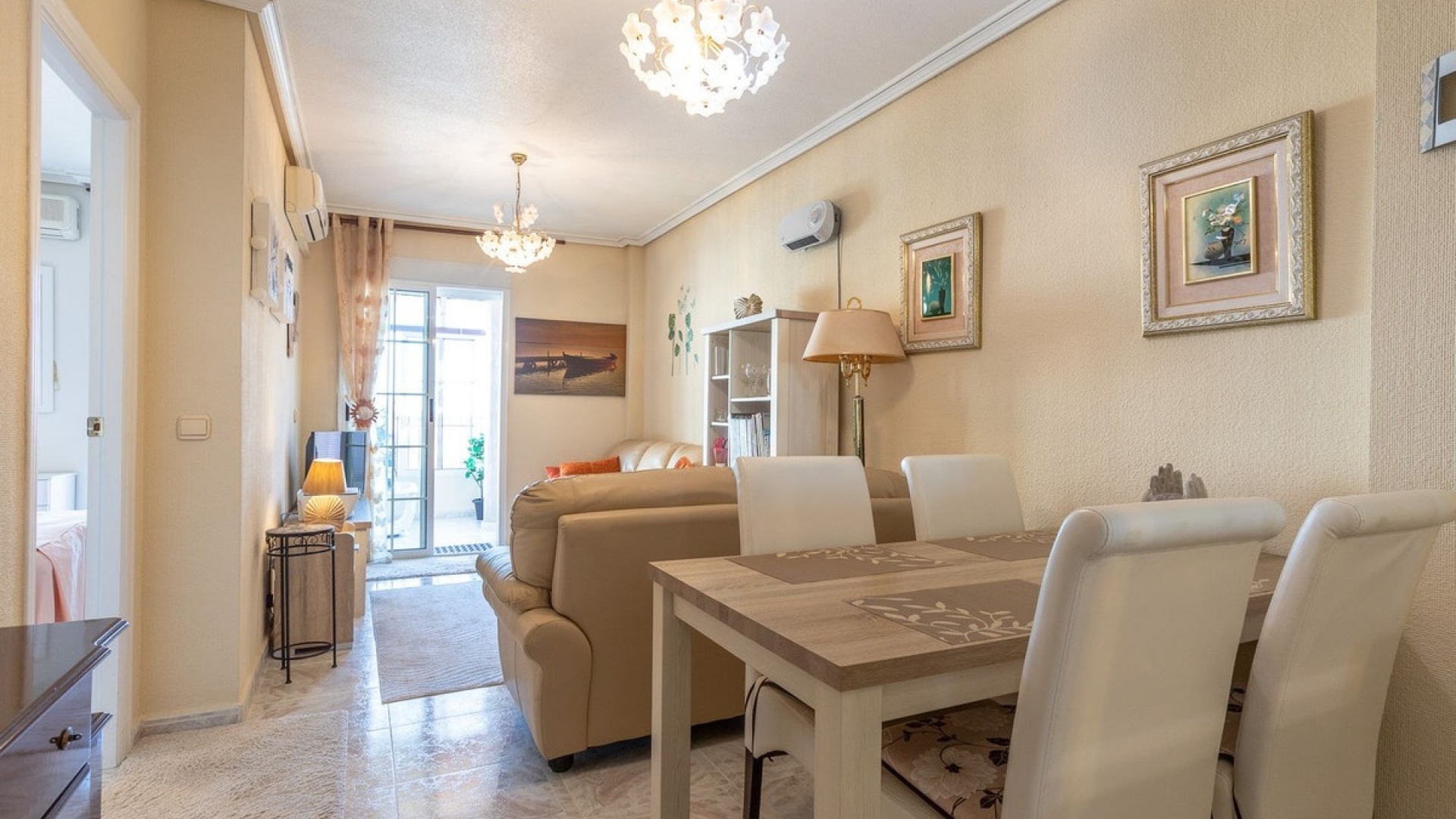 Wiederverkauf - Wohnung - Torrevieja - Torrevieja Centro
