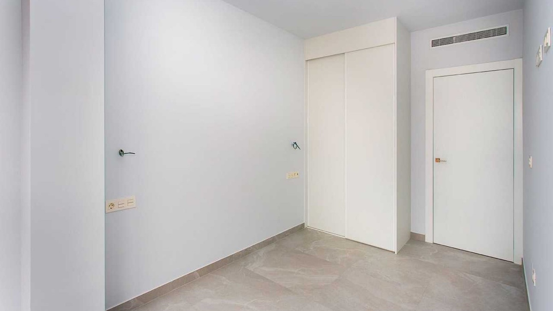 Wiederverkauf - Wohnung - Torrevieja - Torrevieja Centro