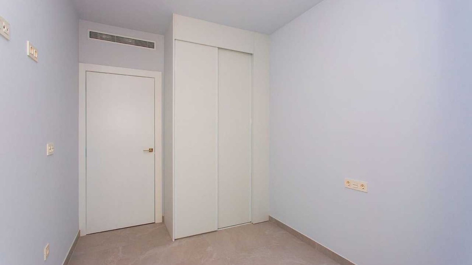Wiederverkauf - Wohnung - Torrevieja - Torrevieja Centro