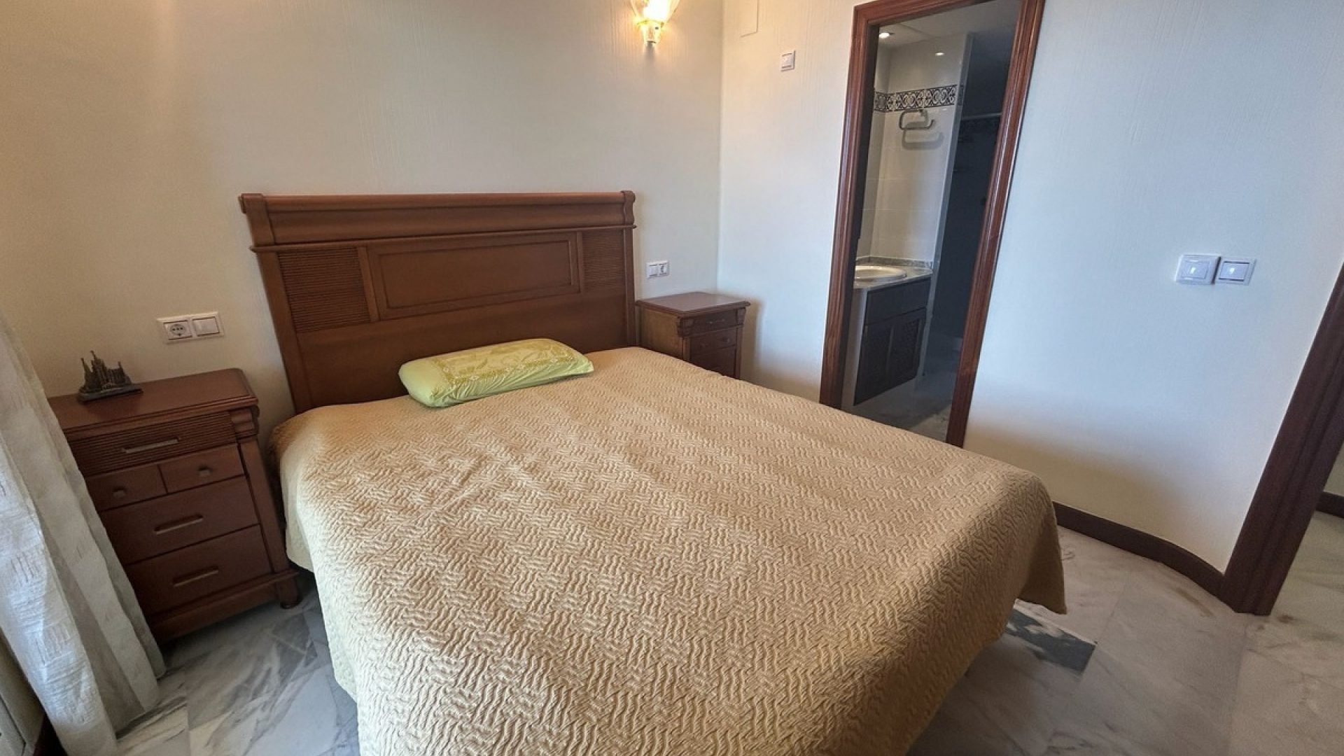 Wiederverkauf - Wohnung - Torrevieja - Torrevieja Centro