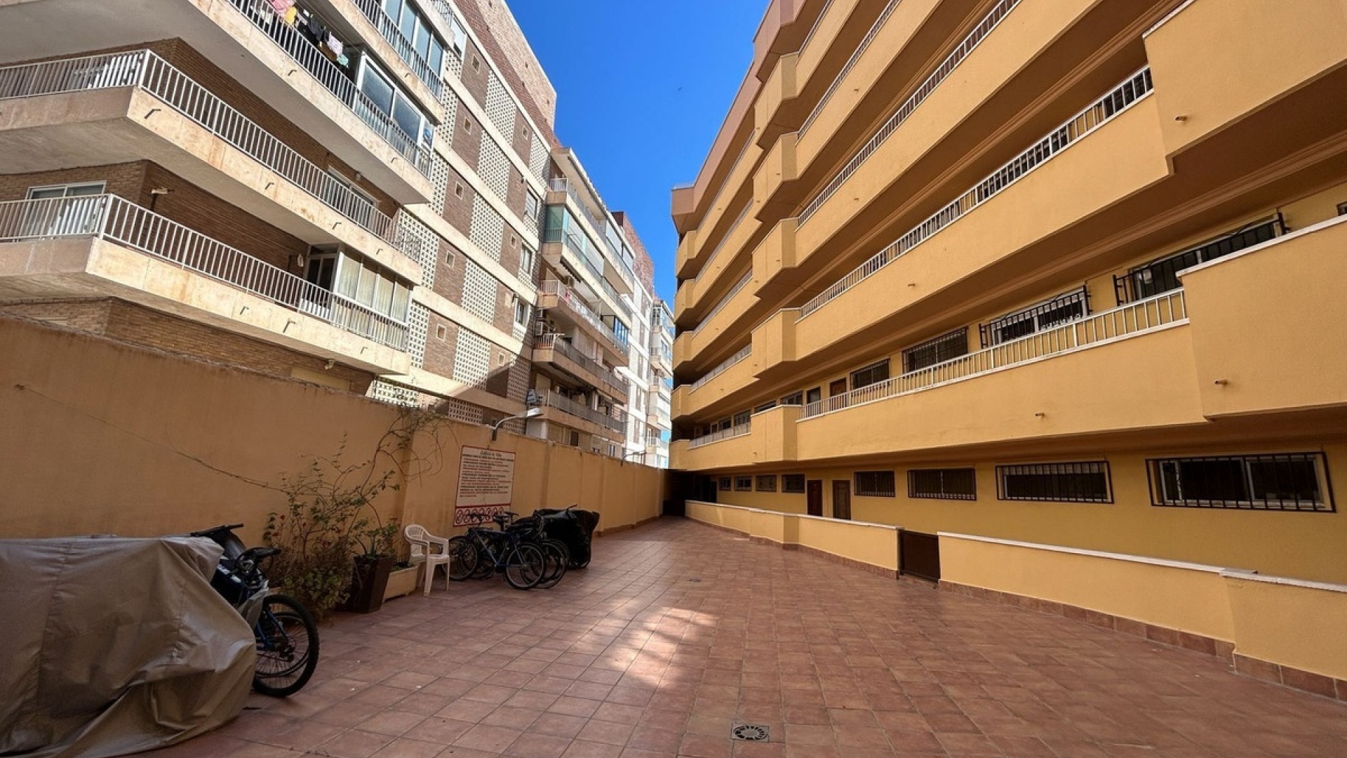 Wiederverkauf - Wohnung - Torrevieja - Torrevieja Centro