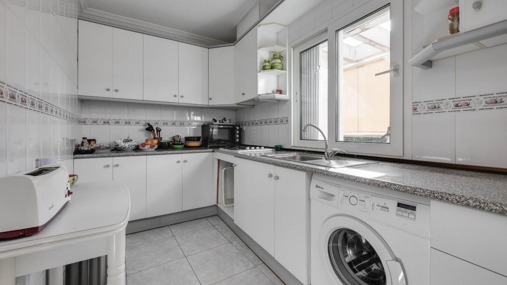 Wiederverkauf - Wohnung - Torrevieja - Torrevieja Centro