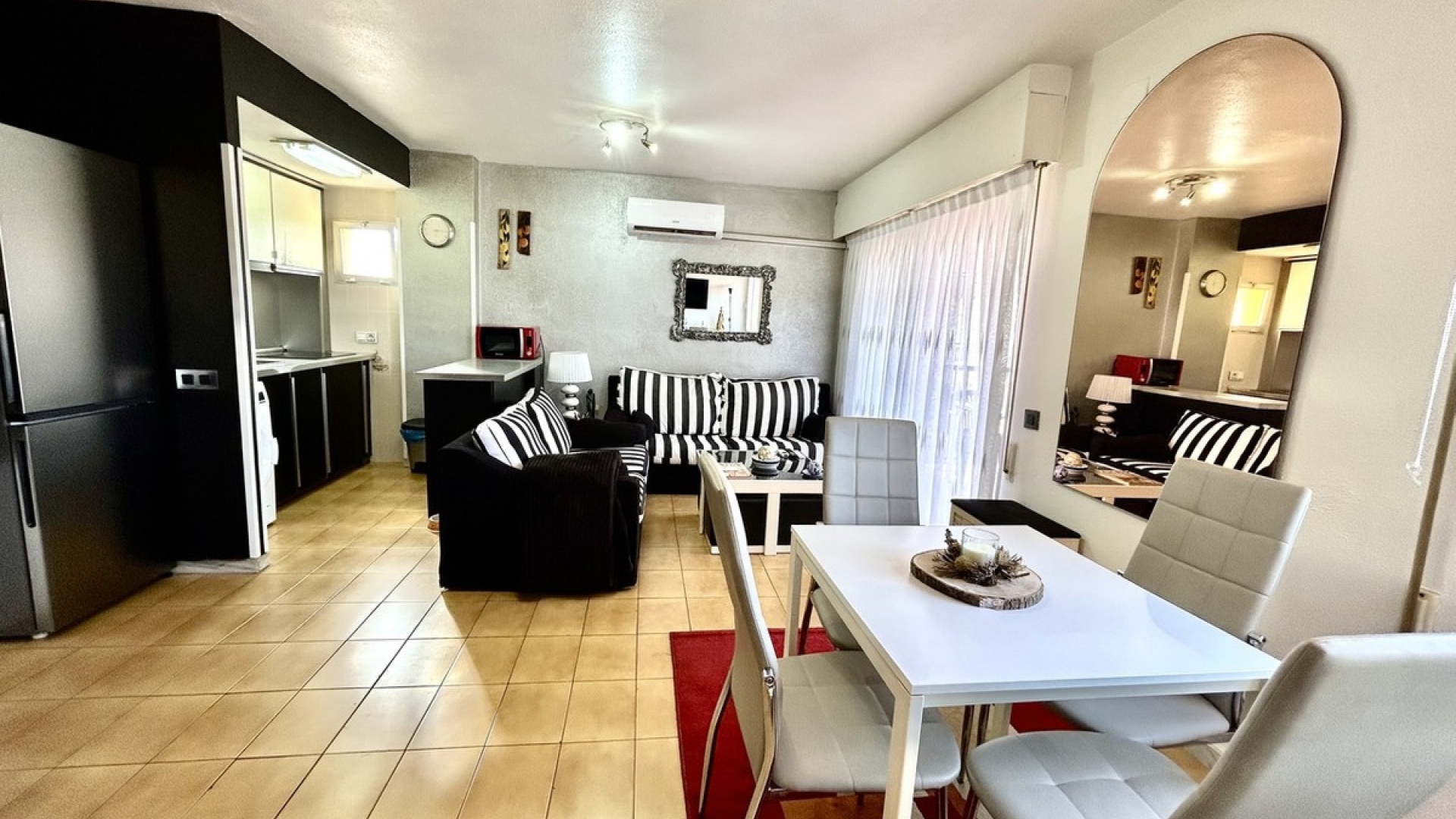 Wiederverkauf - Wohnung - Torrevieja - Torrevieja Centro