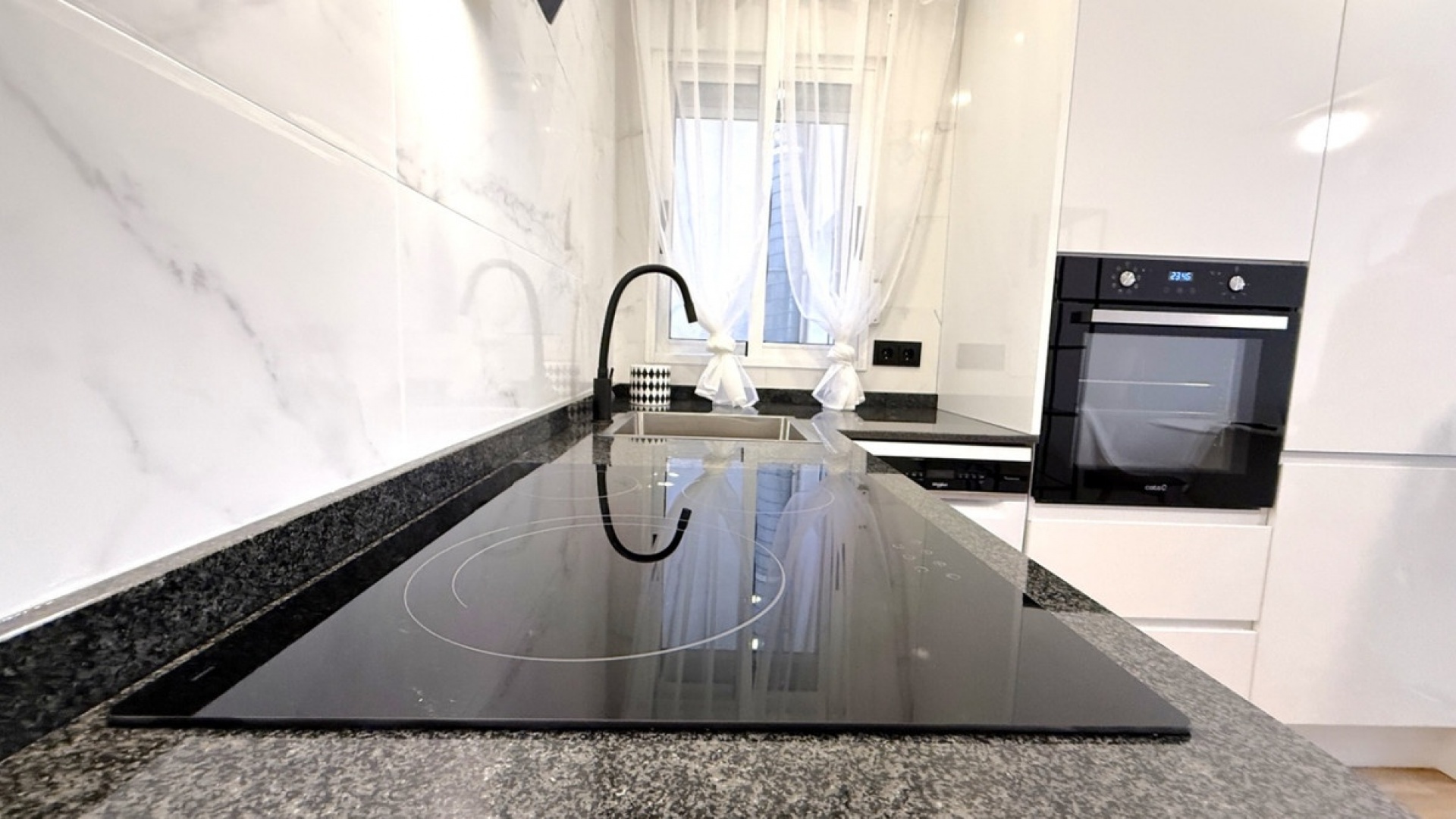 Wiederverkauf - Wohnung - Torrevieja - Torrevieja Centro