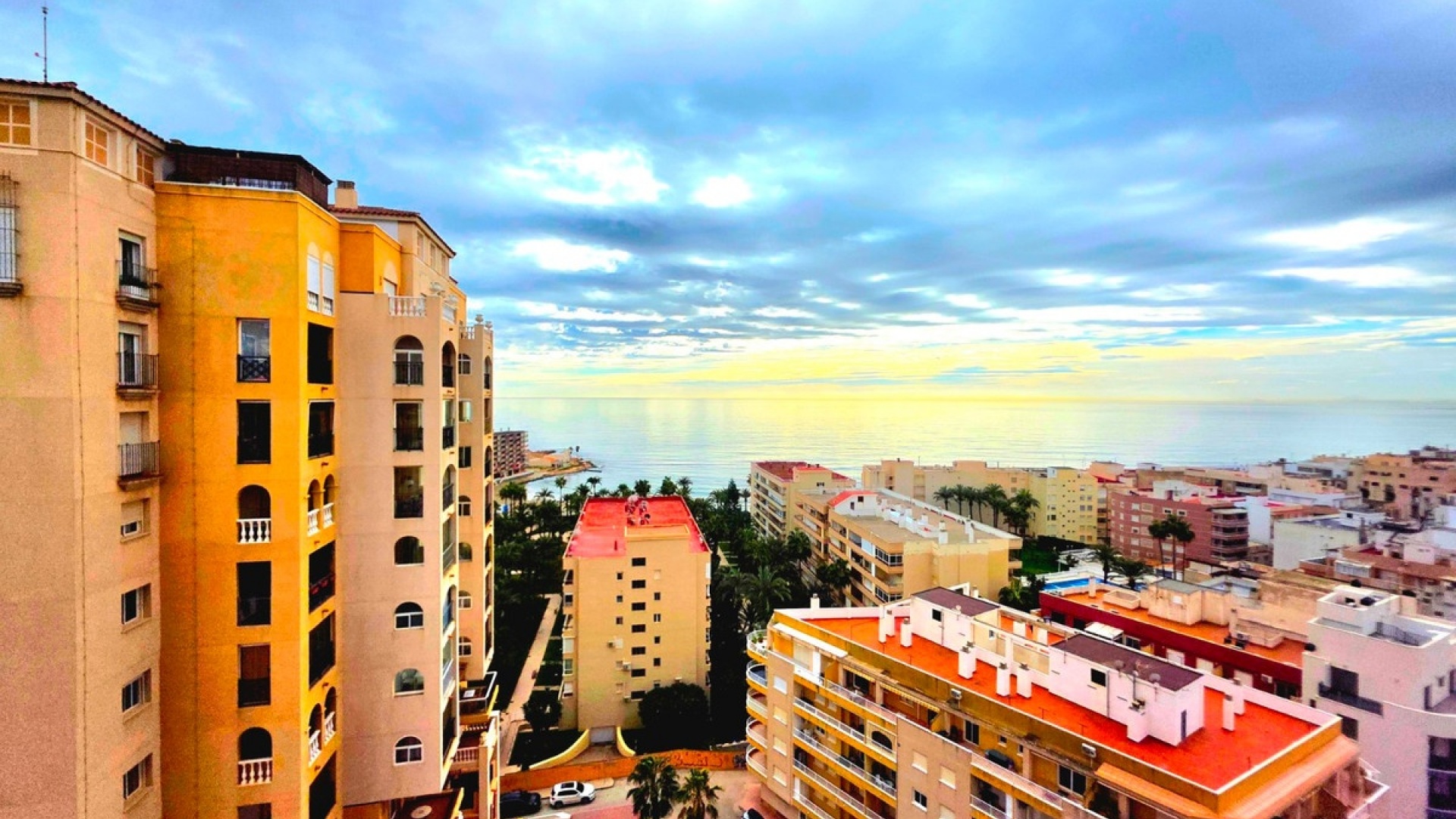 Wiederverkauf - Wohnung - Torrevieja - Torrevieja Centro