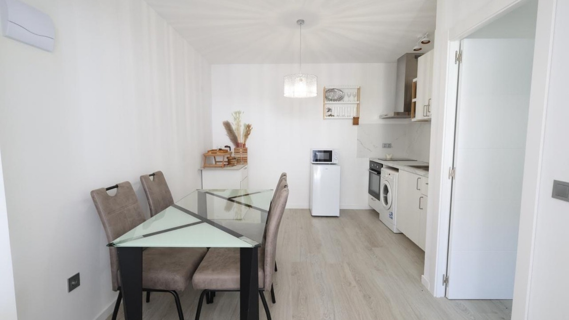 Wiederverkauf - Wohnung - Torrevieja - Torrevieja Centro