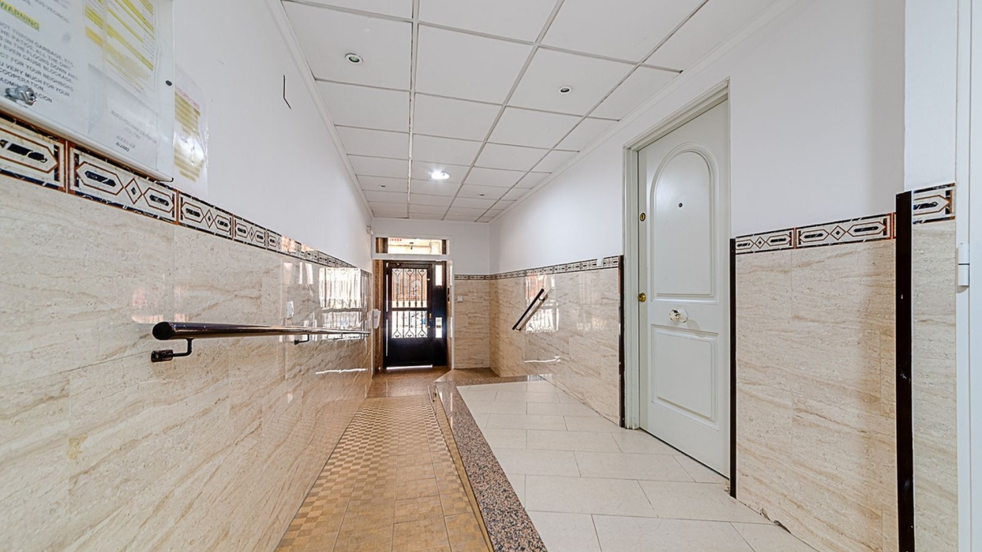 Wiederverkauf - Wohnung - Torrevieja - Torrevieja Centro