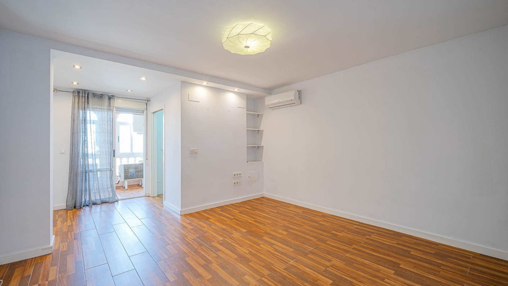 Wiederverkauf - Wohnung - Torrevieja - Torrevieja Centro