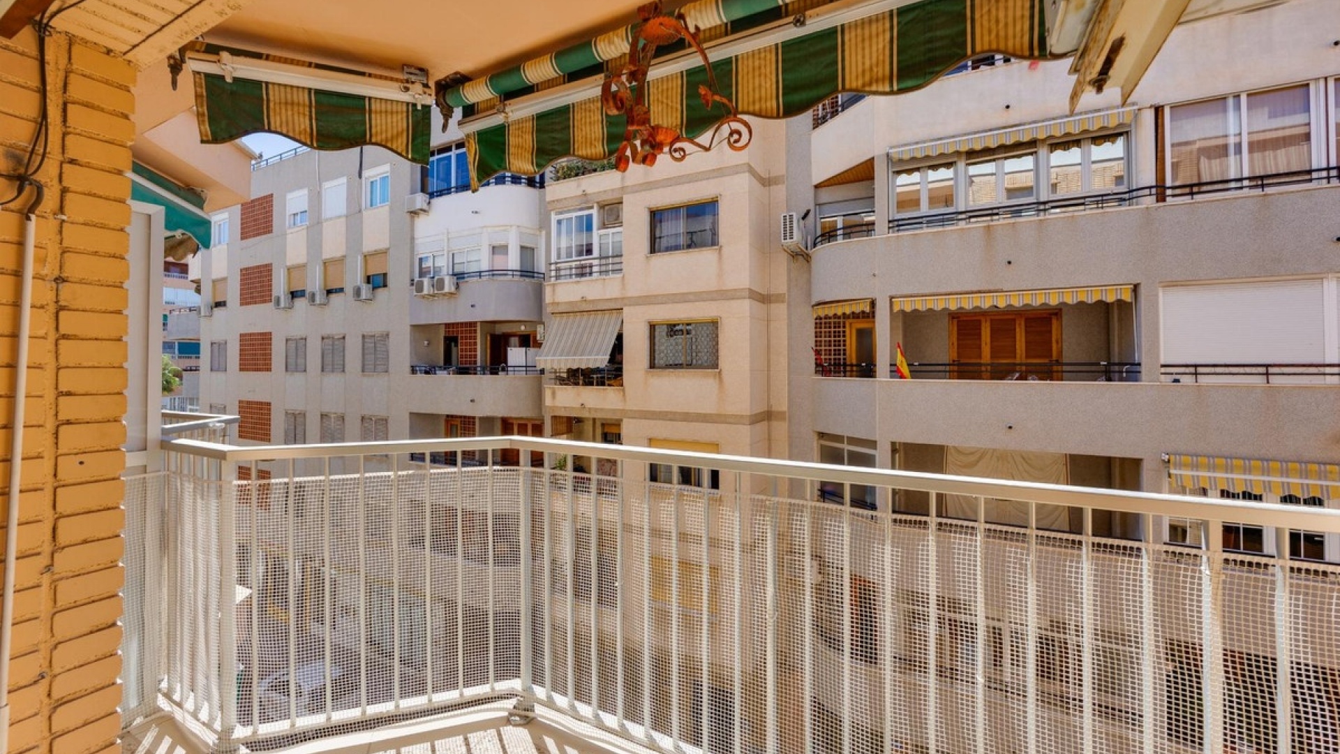 Wiederverkauf - Wohnung - Torrevieja - Torrevieja Centro