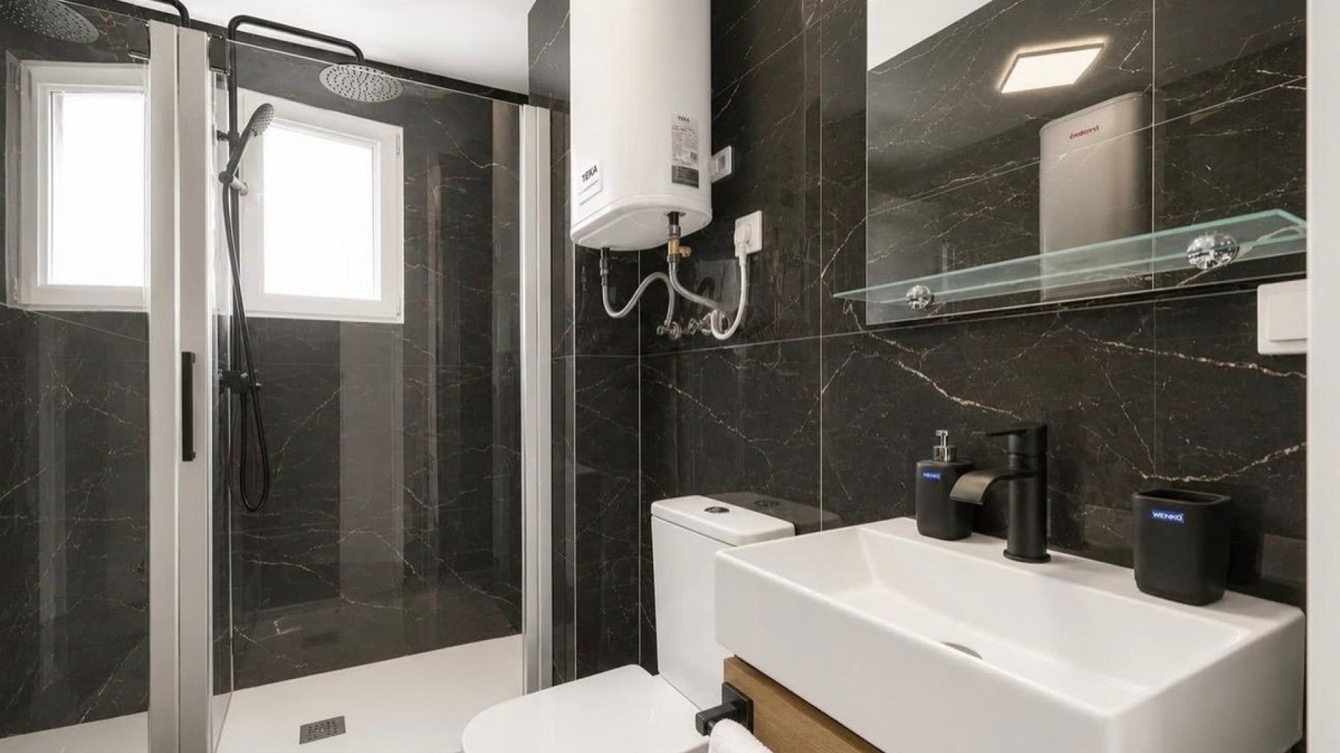 Wiederverkauf - Wohnung - Torrevieja - Torrevieja Centro
