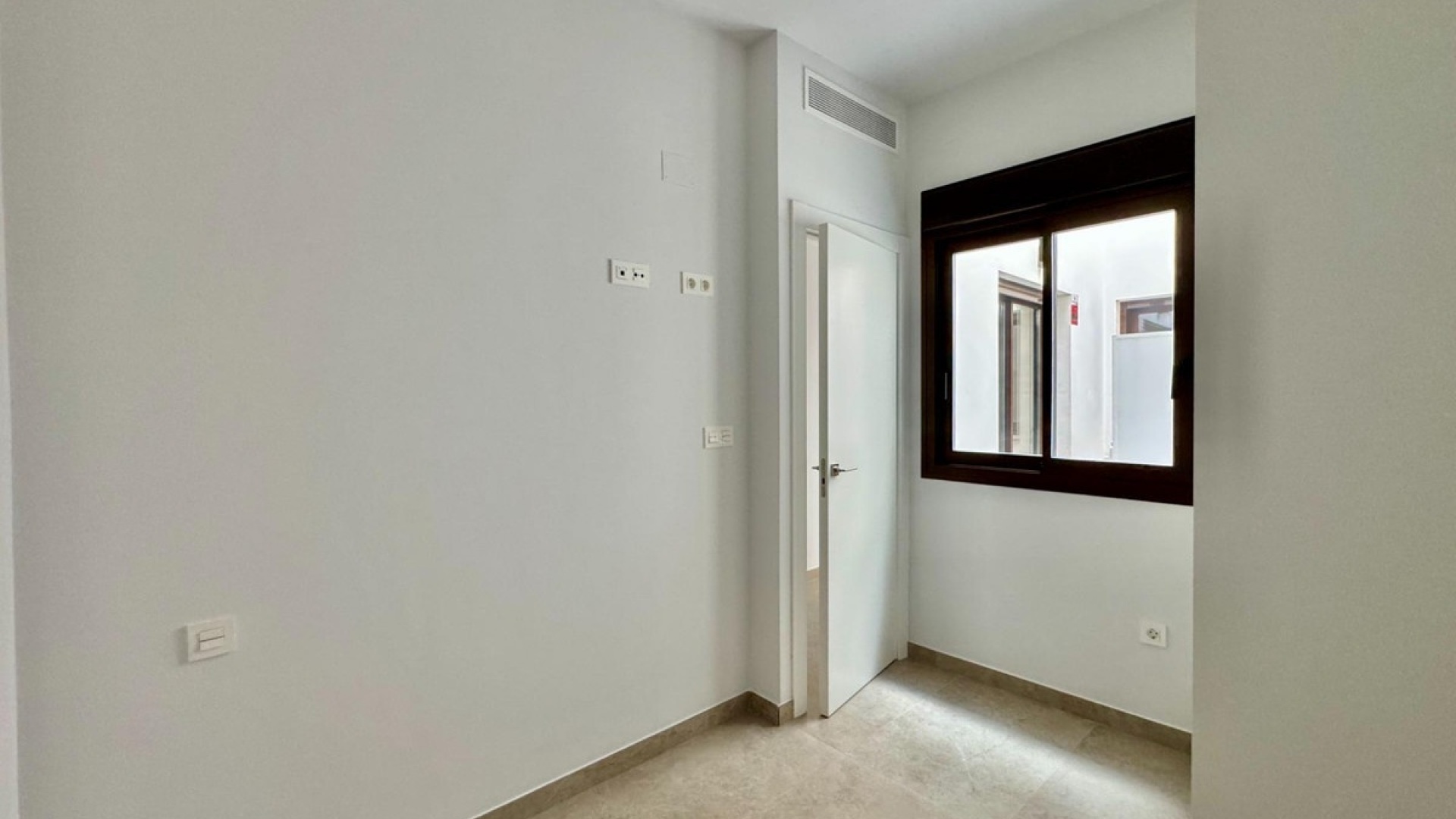 Wiederverkauf - Wohnung - Torrevieja - Torrevieja Centro