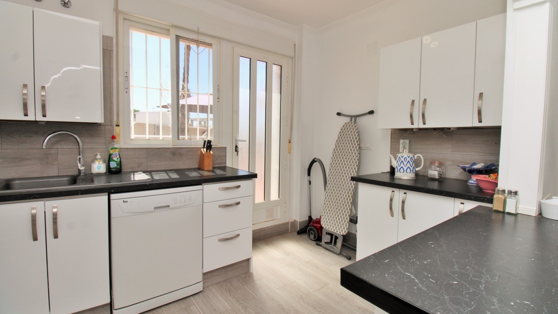 Wiederverkauf - Wohnung - Villamartin - las violetas