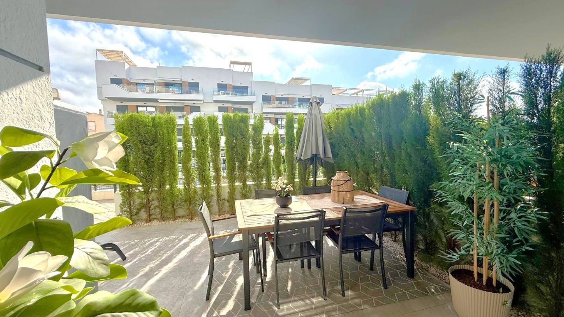 Wiederverkauf - Wohnung - Villamartin - Res. Aire