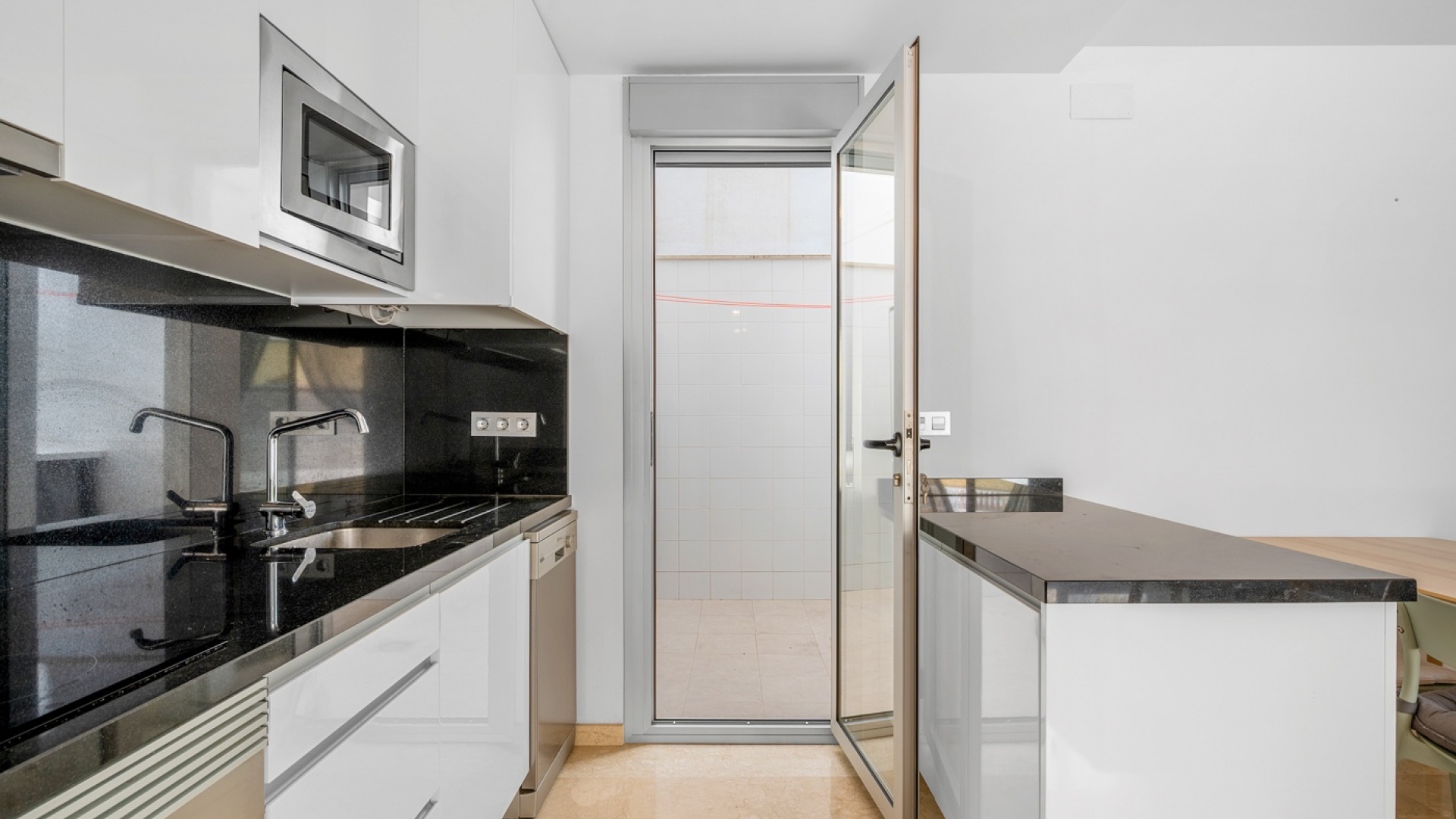 Wiederverkauf - Wohnung - Villamartin - Res. Sungolfbeach