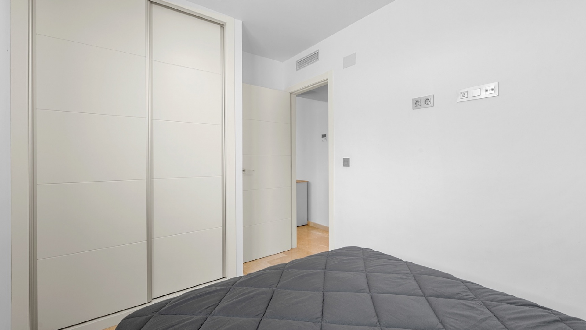 Wiederverkauf - Wohnung - Villamartin - Res. Sungolfbeach