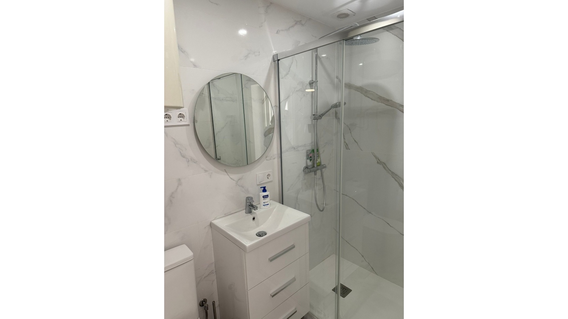 Wiederverkauf - Wohnung - Villamartin