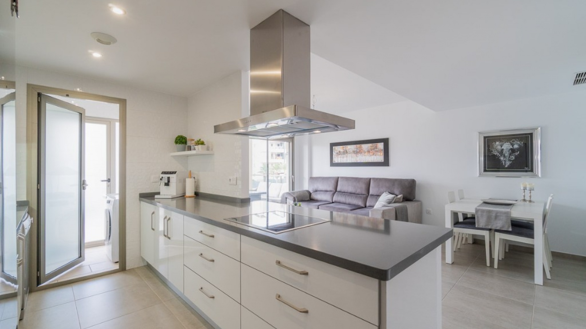 Wiederverkauf - Wohnung - Villamartin