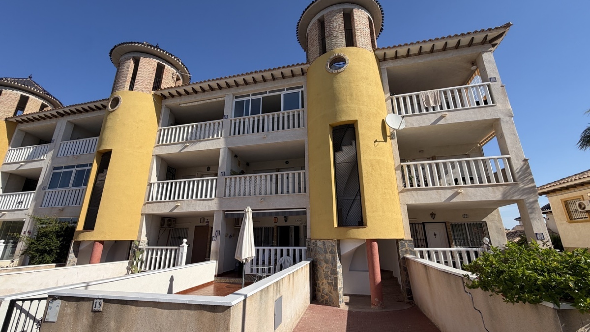 Wiederverkauf - Wohnung - Villamartin