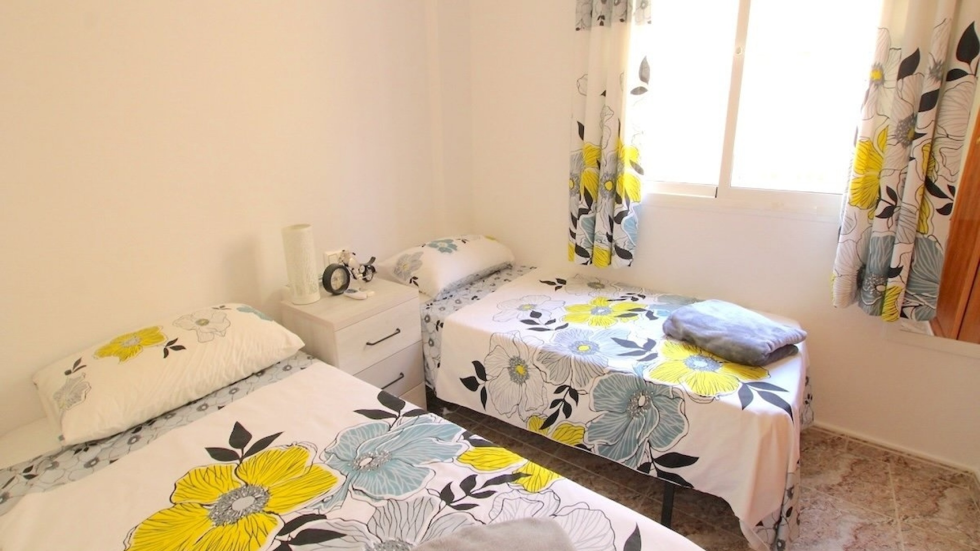 Wiederverkauf - Wohnung - Villamartin