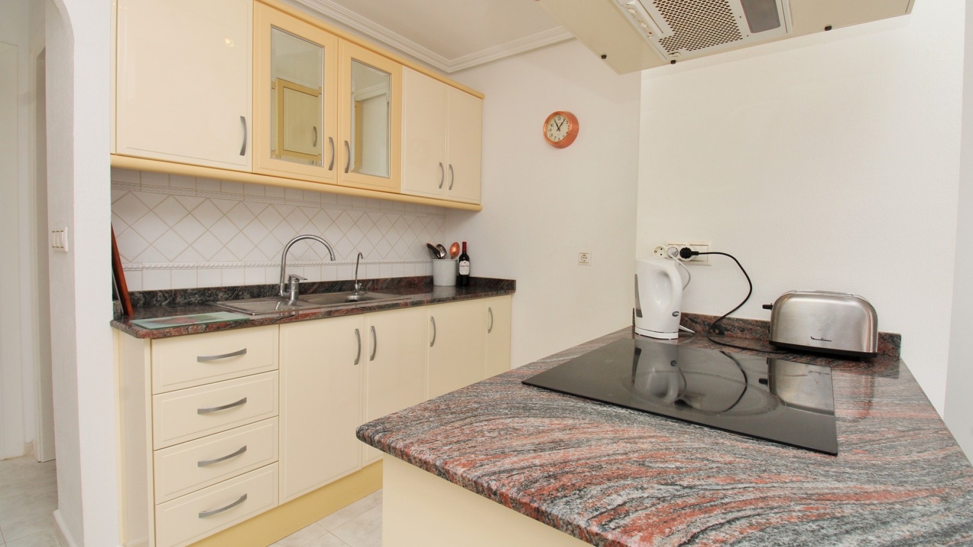 Wiederverkauf - Wohnung - Villamartin