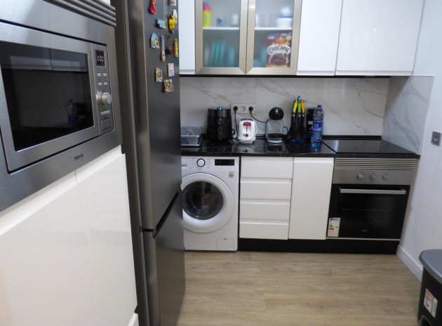 Wohnung - Wiederverkauf - Alicante - Alicante Centro