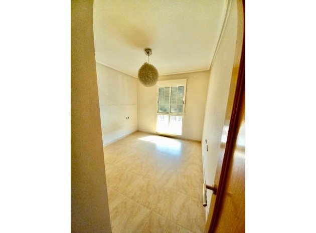 Wohnung - Wiederverkauf - Almoradi - Almoradi Centro