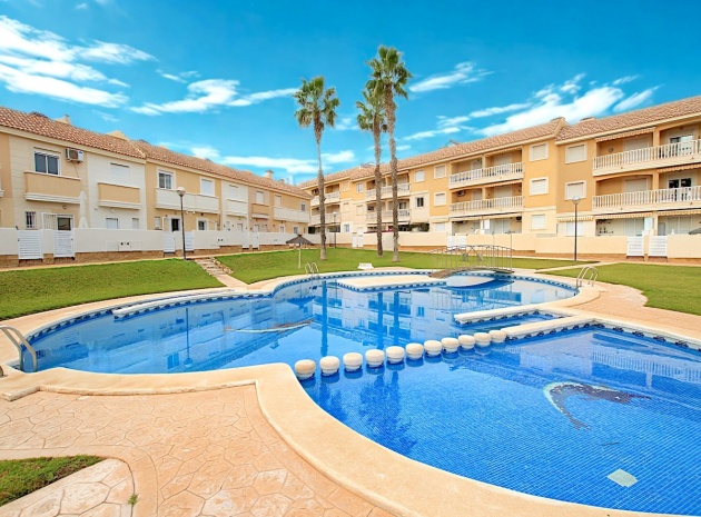Wohnung - Wiederverkauf - Cabo Roig - ESMA-79370