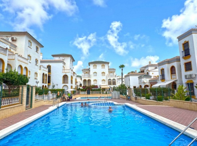 Wohnung - Wiederverkauf - La Mata - ESMA-47841