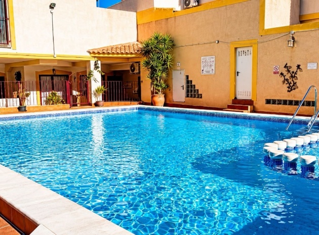 Wohnung - Wiederverkauf - La Zenia - ESMA-60296