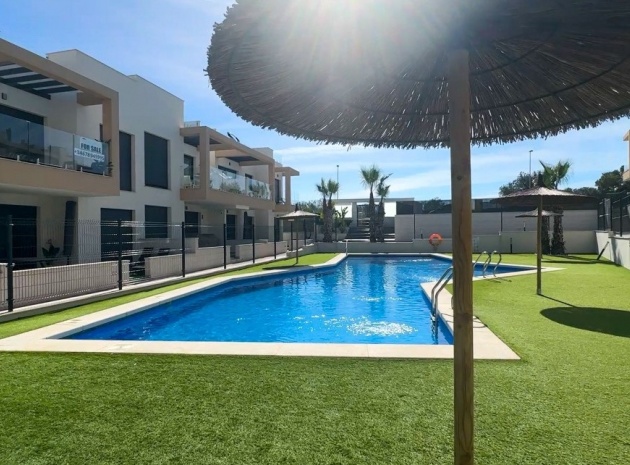 Wohnung - Wiederverkauf - Orihuela - Villamartin