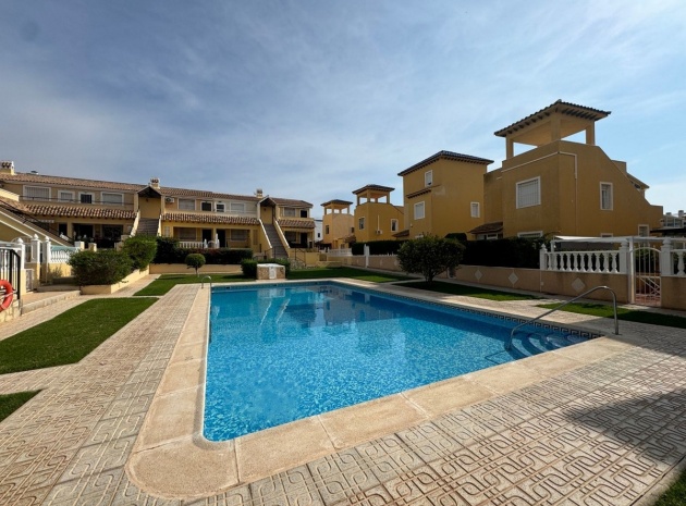 Wohnung - Wiederverkauf - Orihuela - Villamartin