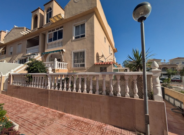 Wohnung - Wiederverkauf - Playa Flamenca - ESMA-54515