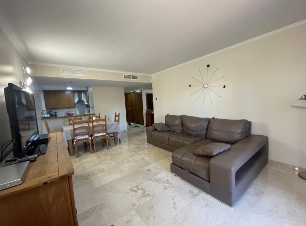 Wohnung - Wiederverkauf - Punta Prima - ESMA-74341