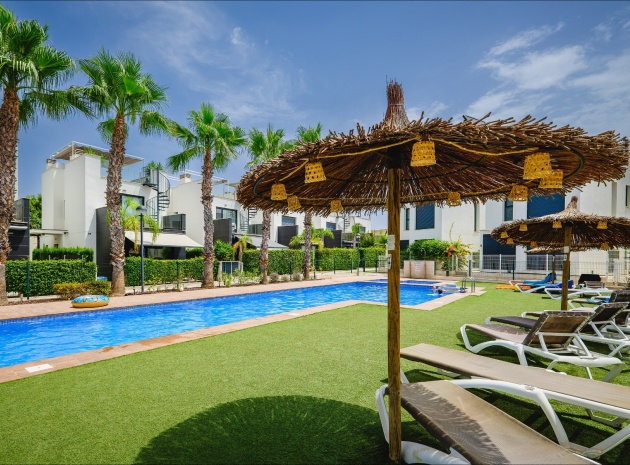 Wohnung - Wiederverkauf - Punta Prima - Res. El Mirador