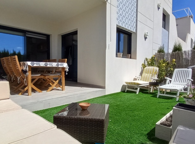 Wohnung - Wiederverkauf - San Miguel de Salinas - ESMA-54551